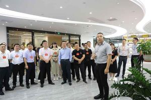 热烈欢迎广东省人大常委会2023年全国人大代表一行莅临1xbet体育（中国）集